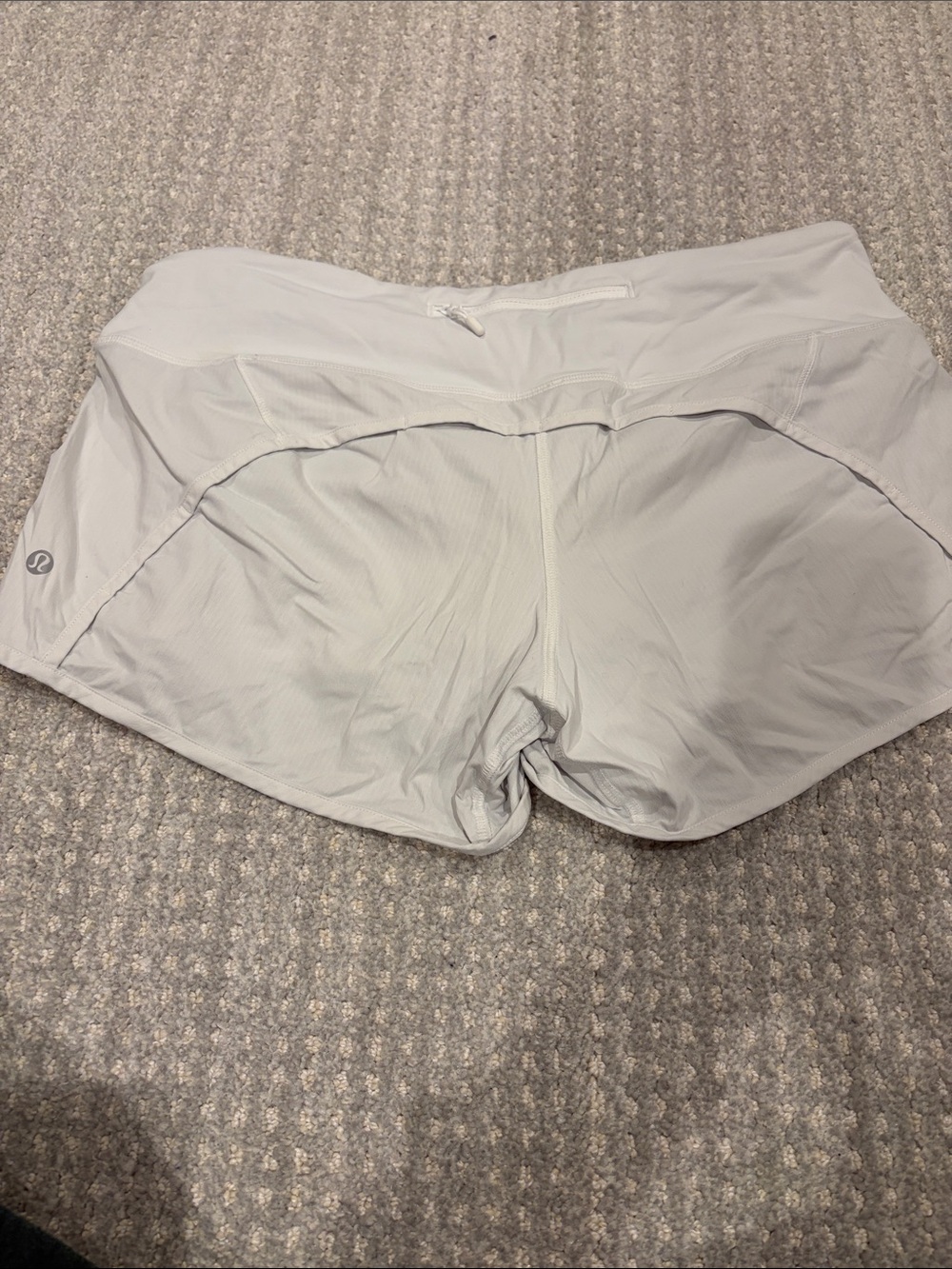 lululemon athletica Women's Light Gray Running Shorts 4 inch